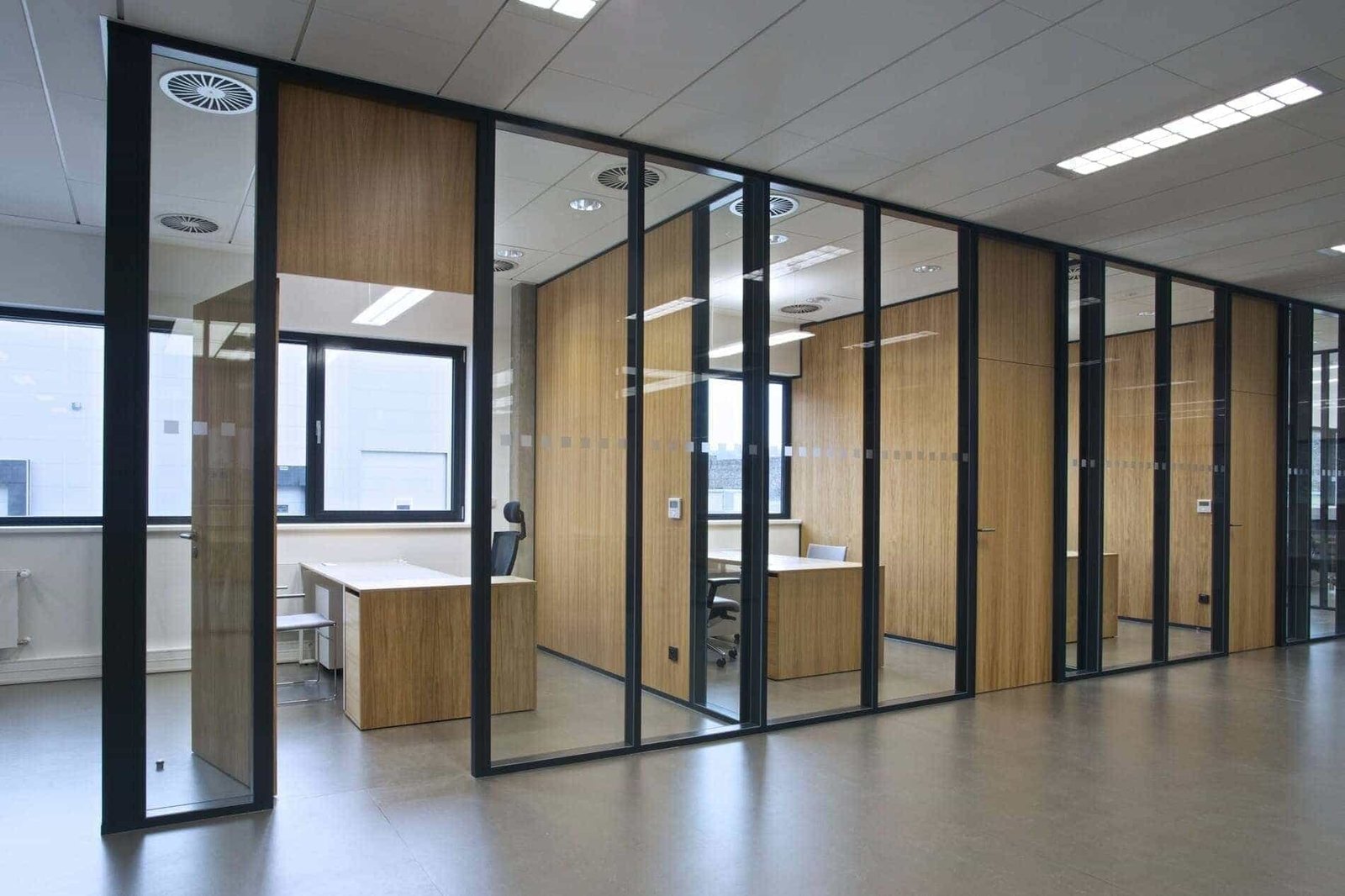 Mixed Material Glass Partition Work in Dubai UAE - قواطع زجاج بمواد مختلطة