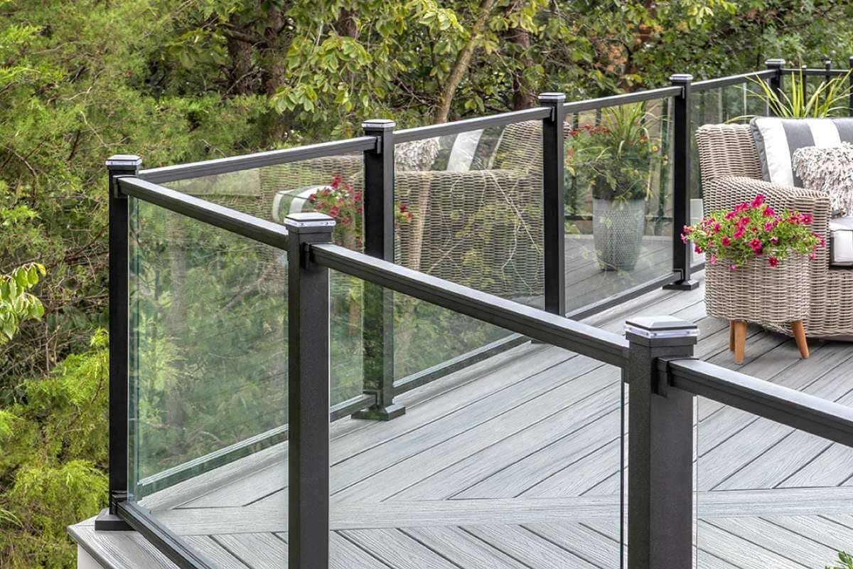 Trex Signature Glass Railing Installation in Dubai UAE - درابزين زجاج تريكس