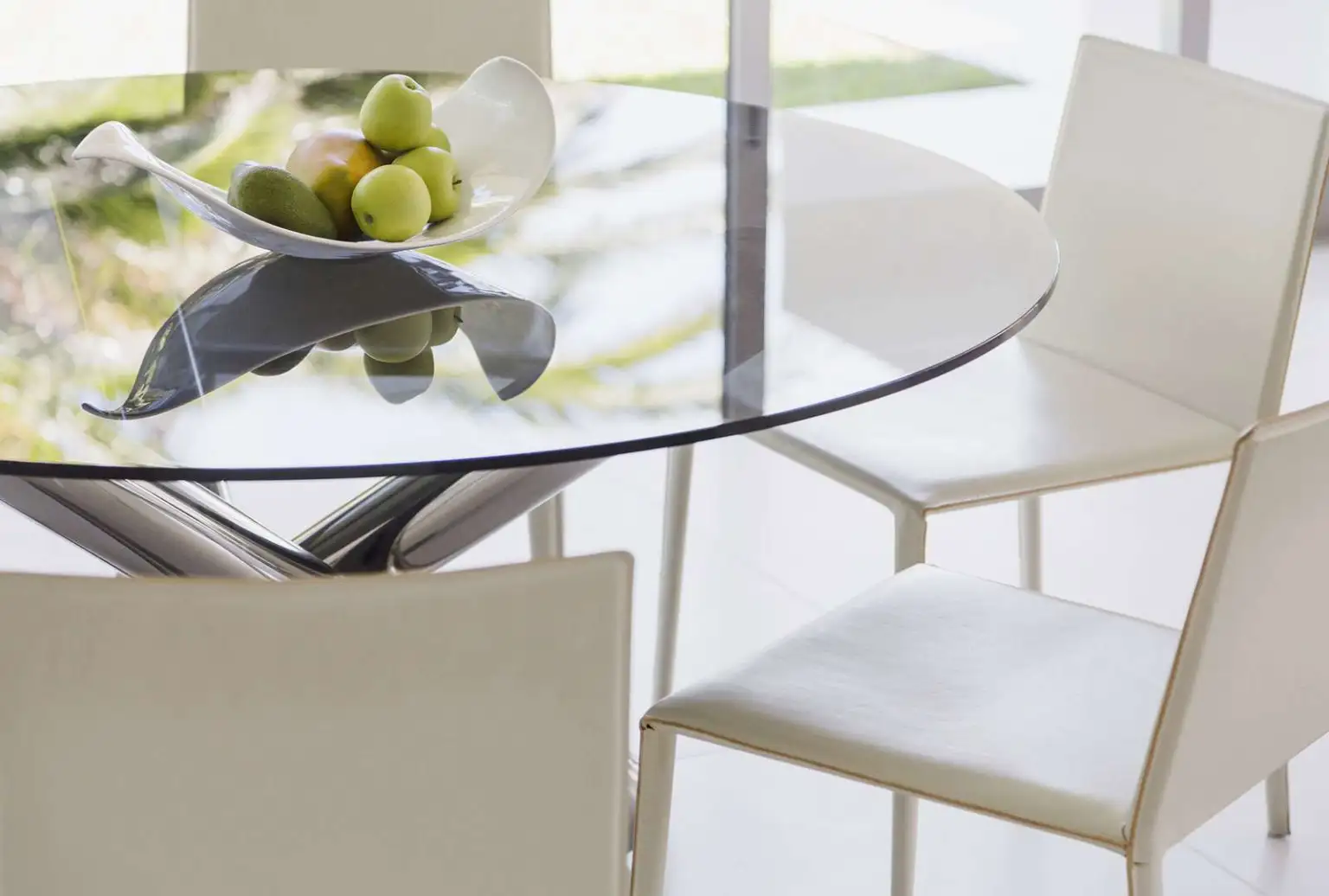 Tempered table top glass for dining table Dubai UAE | زجاج سطح الطاولة المقسى في دبي