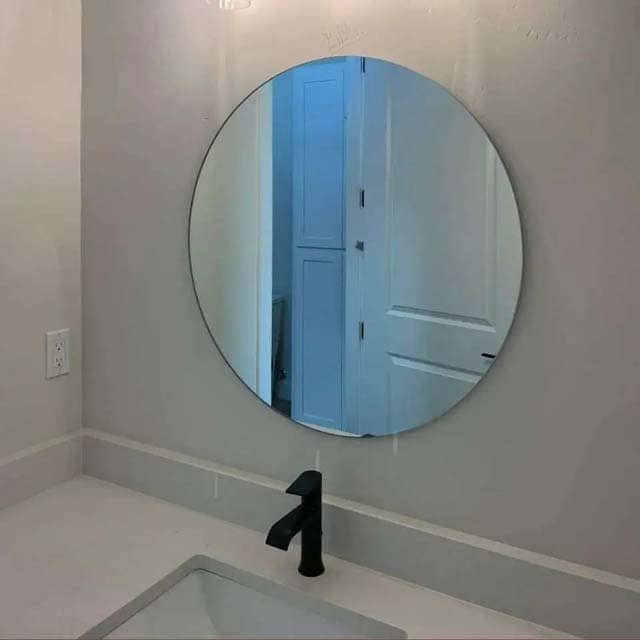 Custom wall mirror fabrication and installation in Dubai Abu Dhabi UAE